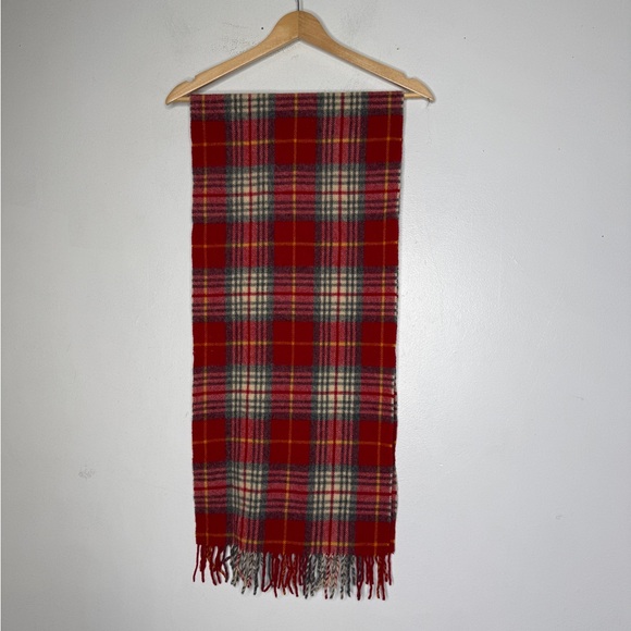 GAP Accessories - Gap Made In Italy Red Plaid Wool Rectangular Fringe Scarf Unisex